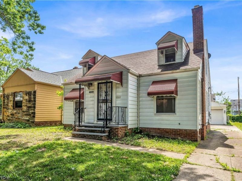 16004 Invermere Avenue , Cleveland, OH 44128 Photo 2
