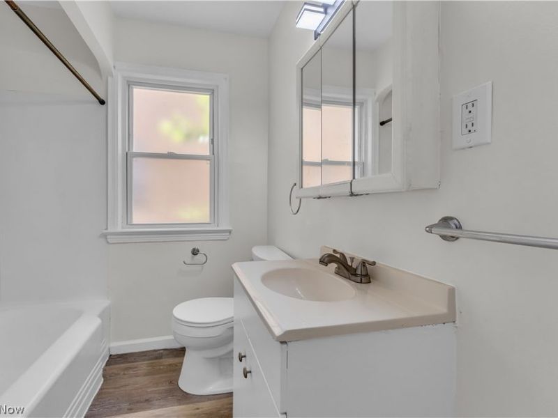 16004 Invermere Avenue , Cleveland, OH 44128 Photo 20