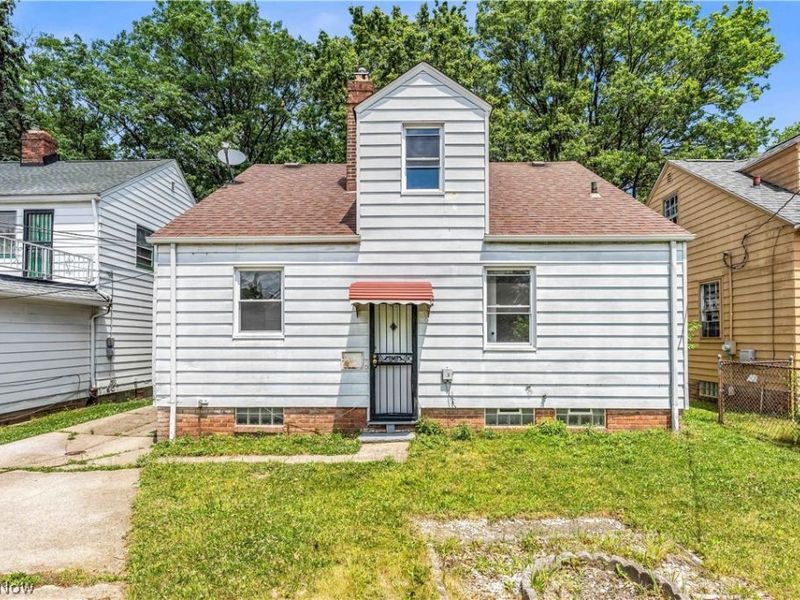 16004 Invermere Avenue , Cleveland, OH 44128 Photo 25