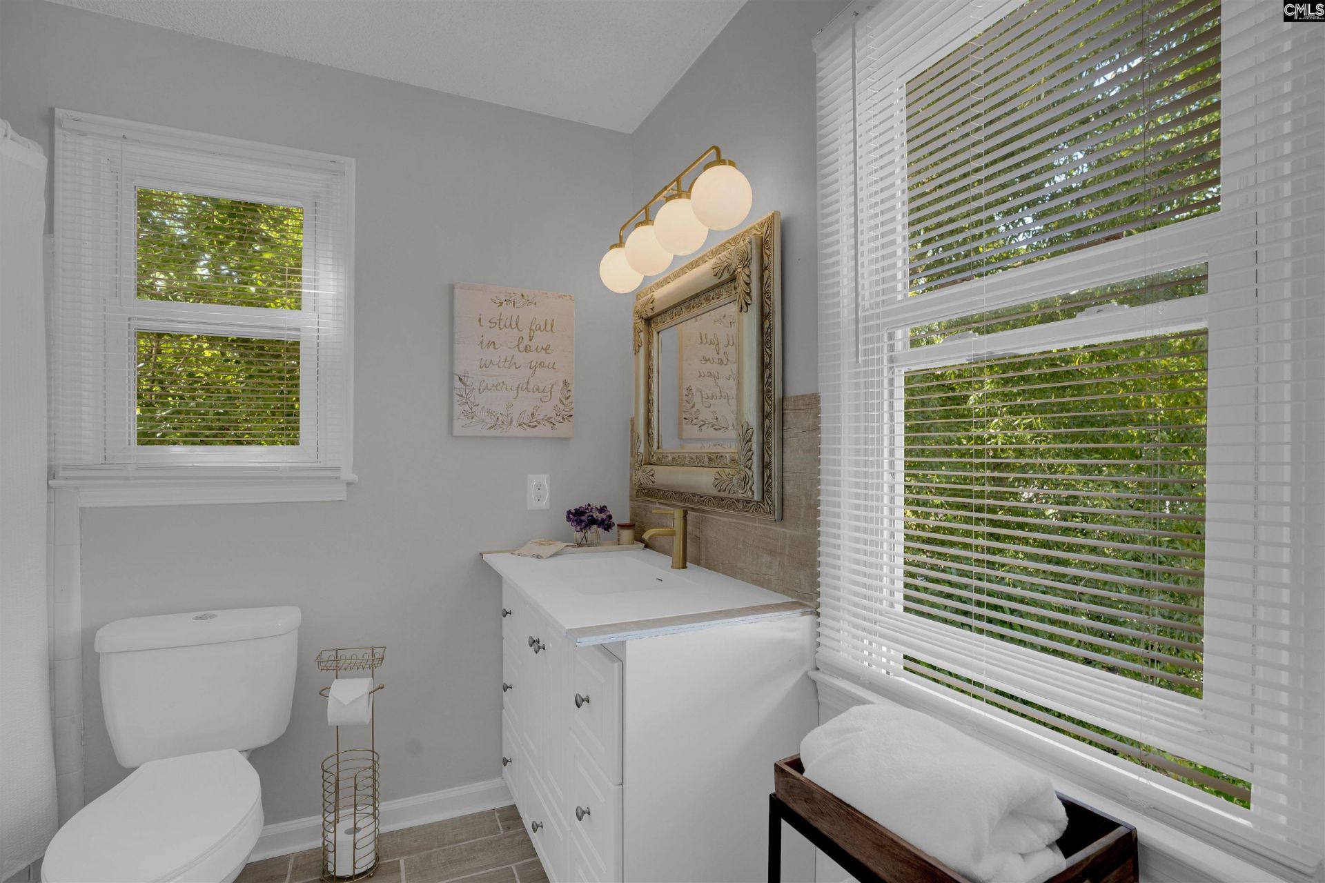 173 E Dean Road  Photo 32