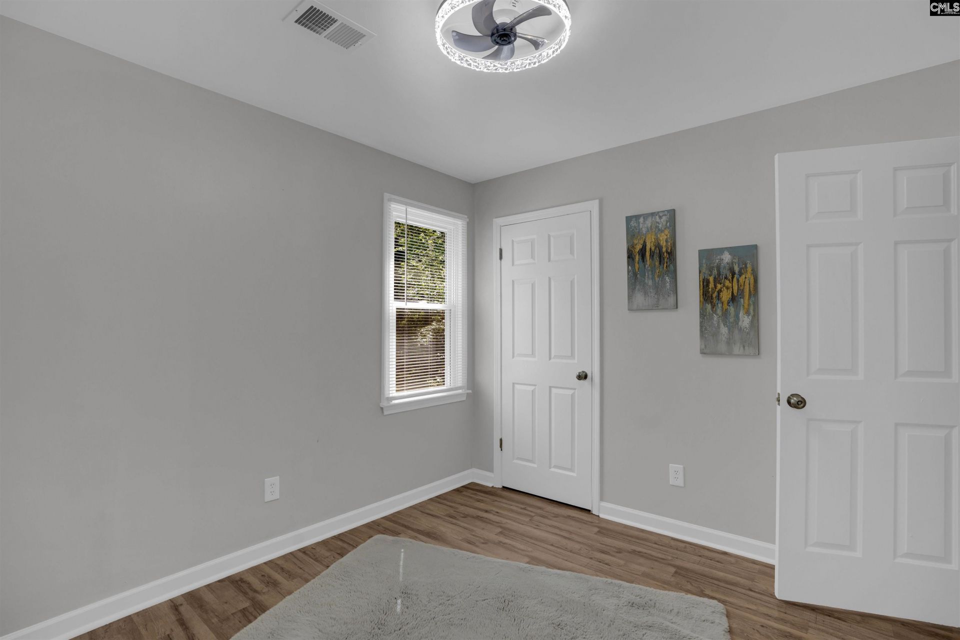 173 E Dean Road  Photo 38