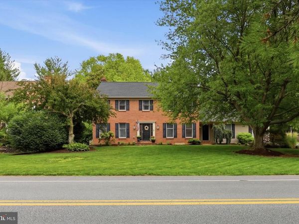 2429 FRUITVILLE PIKE, LANCASTER, PA 17601