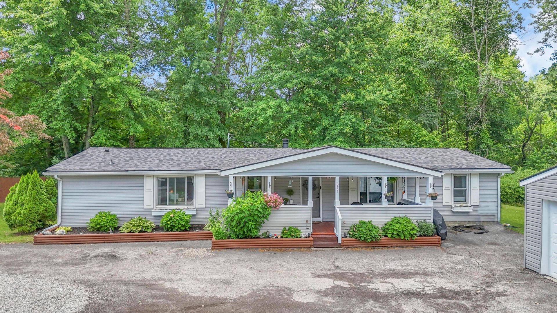 354 Merritt Road Sw, Pataskala, OH 43062 Main Photo
