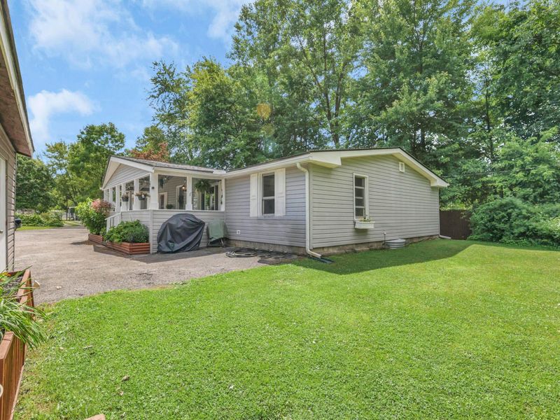 354 Merritt Road SW, Pataskala, OH 43062 Photo 4