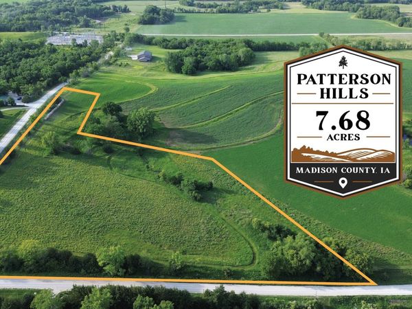 001 Rolling Green Avenue, Winterset, IA 50273