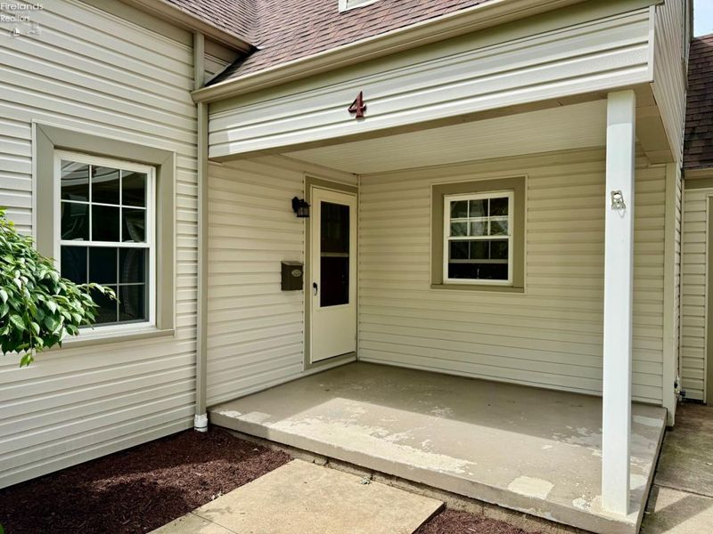 4 Stoutenburg Drive, Norwalk, OH 44857 Photo 3
