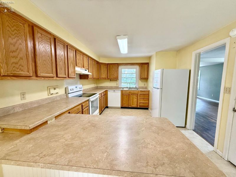 4 Stoutenburg Drive, Norwalk, OH 44857 Photo 4