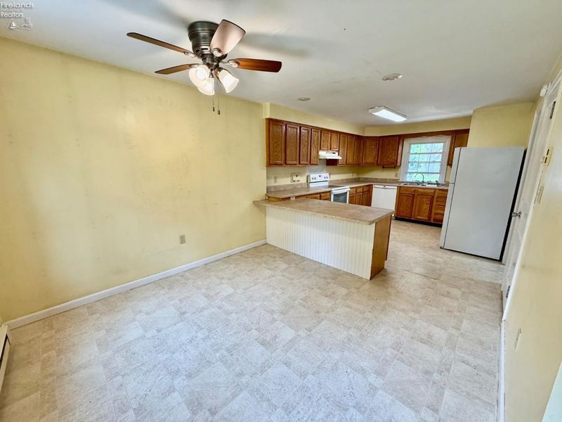 4 Stoutenburg Drive, Norwalk, OH 44857 Photo 7
