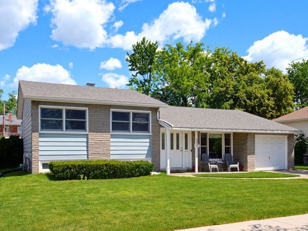 626 Debra Drive , Des Plaines, IL 60016