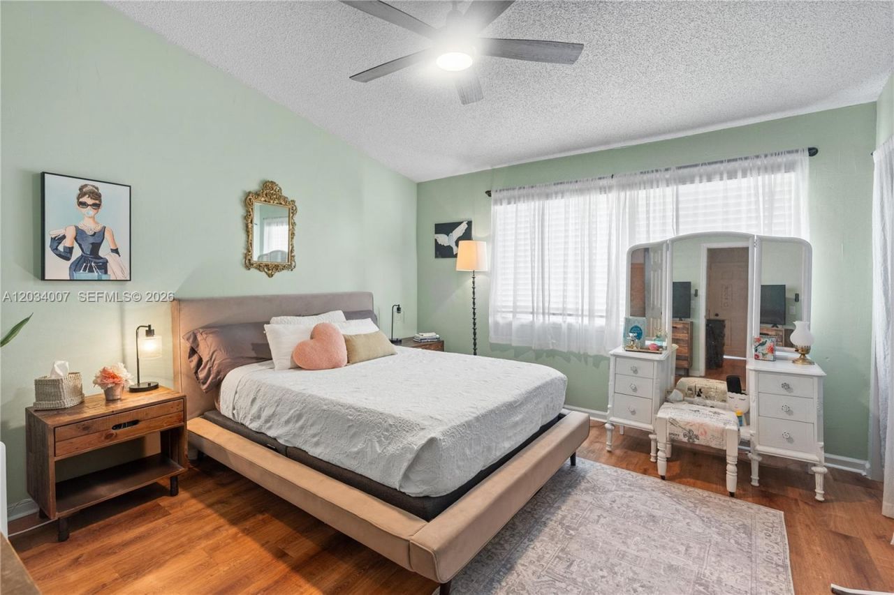 9928 NW 57th Manor, Coral Springs, FL 33076 Photo