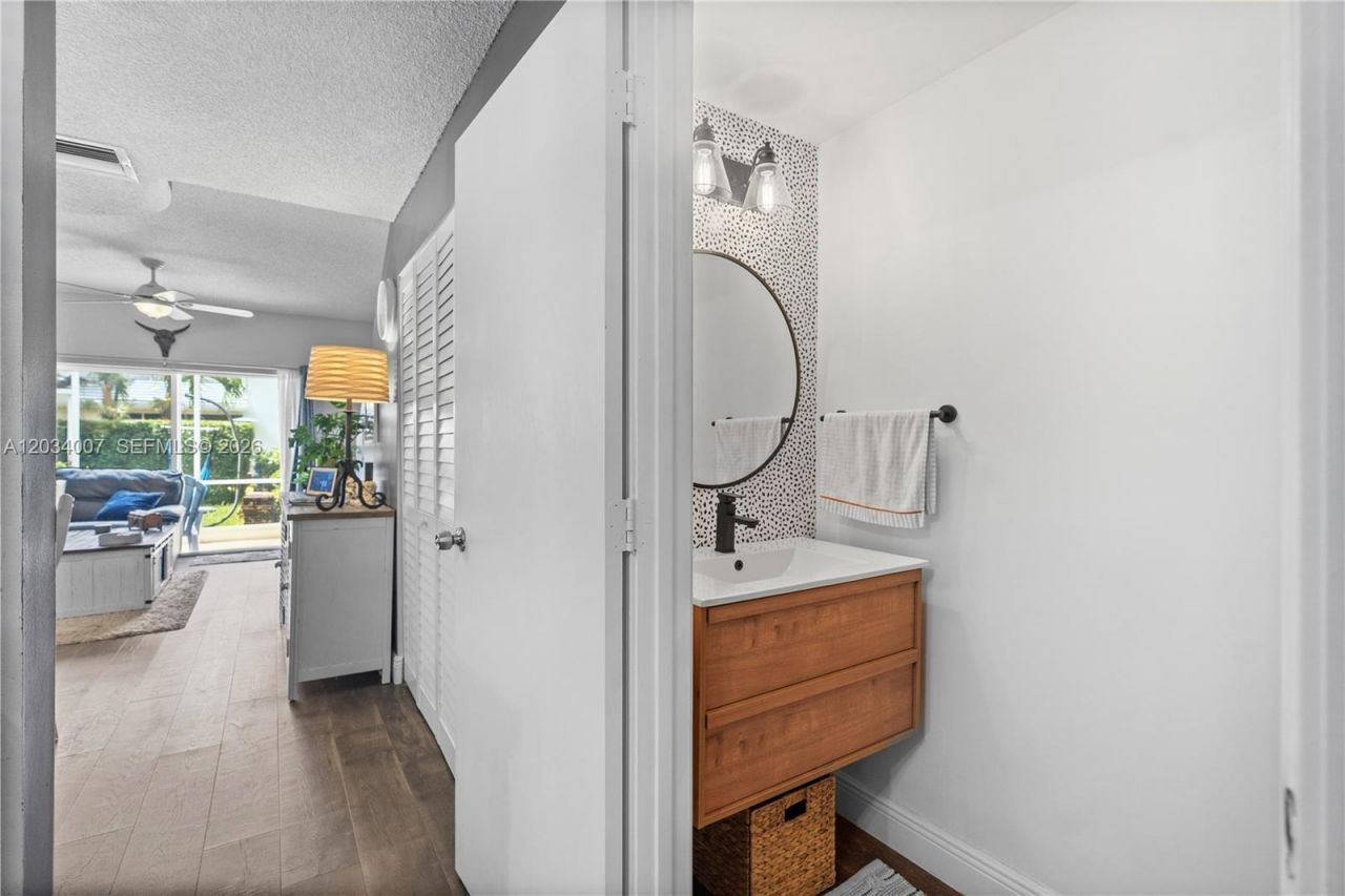 9928 NW 57th Manor, Coral Springs, FL 33076 Photo
