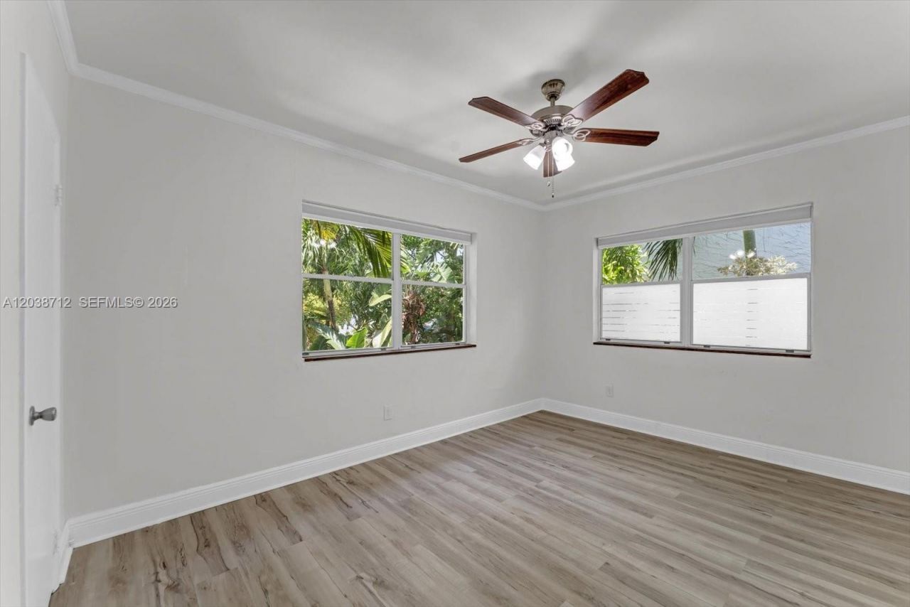 653 Michigan Av, Unit 15, Miami Beach, FL 33139 Photo