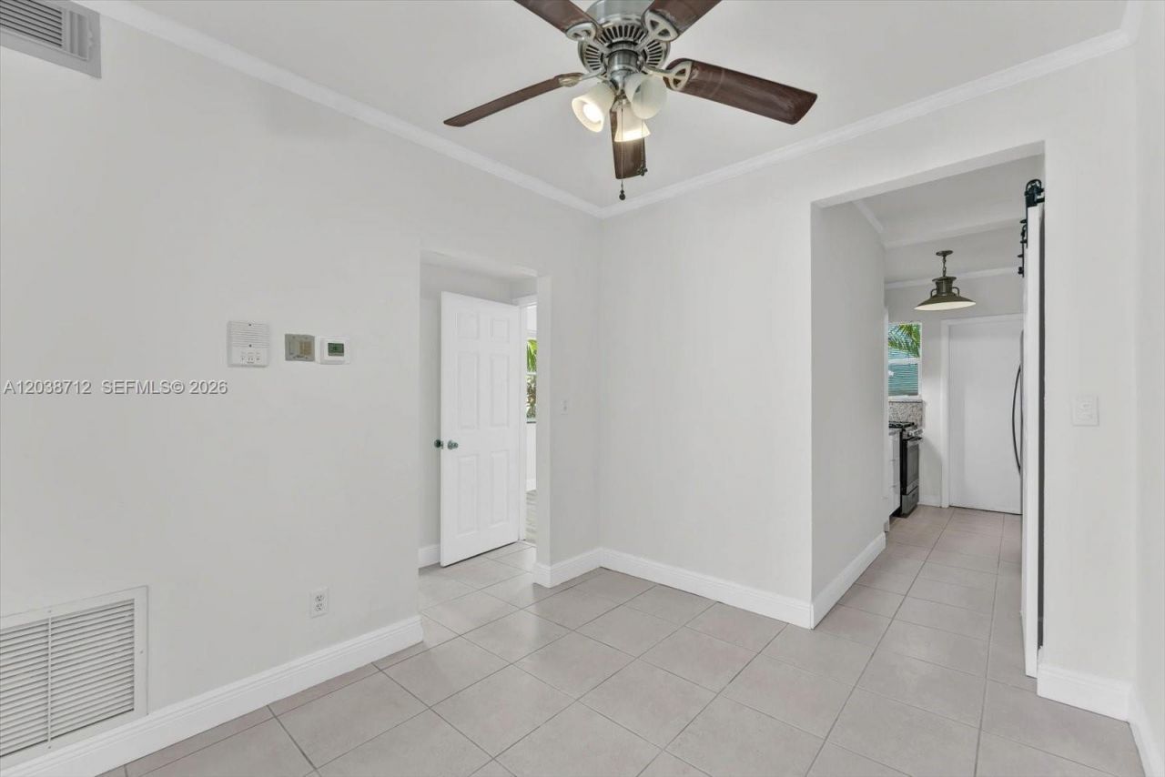 653 Michigan Av, Unit 15, Miami Beach, FL 33139 Photo
