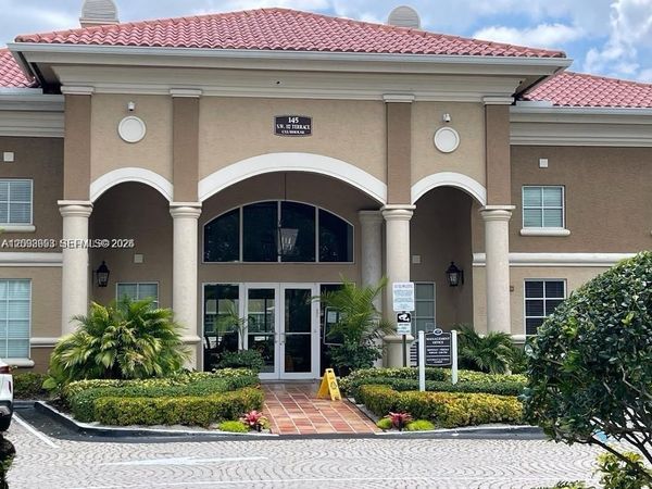 Unit 12302, Pembroke Pines, FL 33025