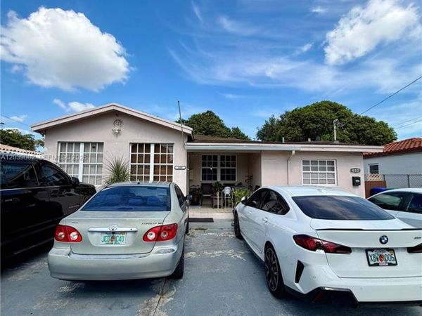 400 NW 44th Ave , Miami, FL 33126