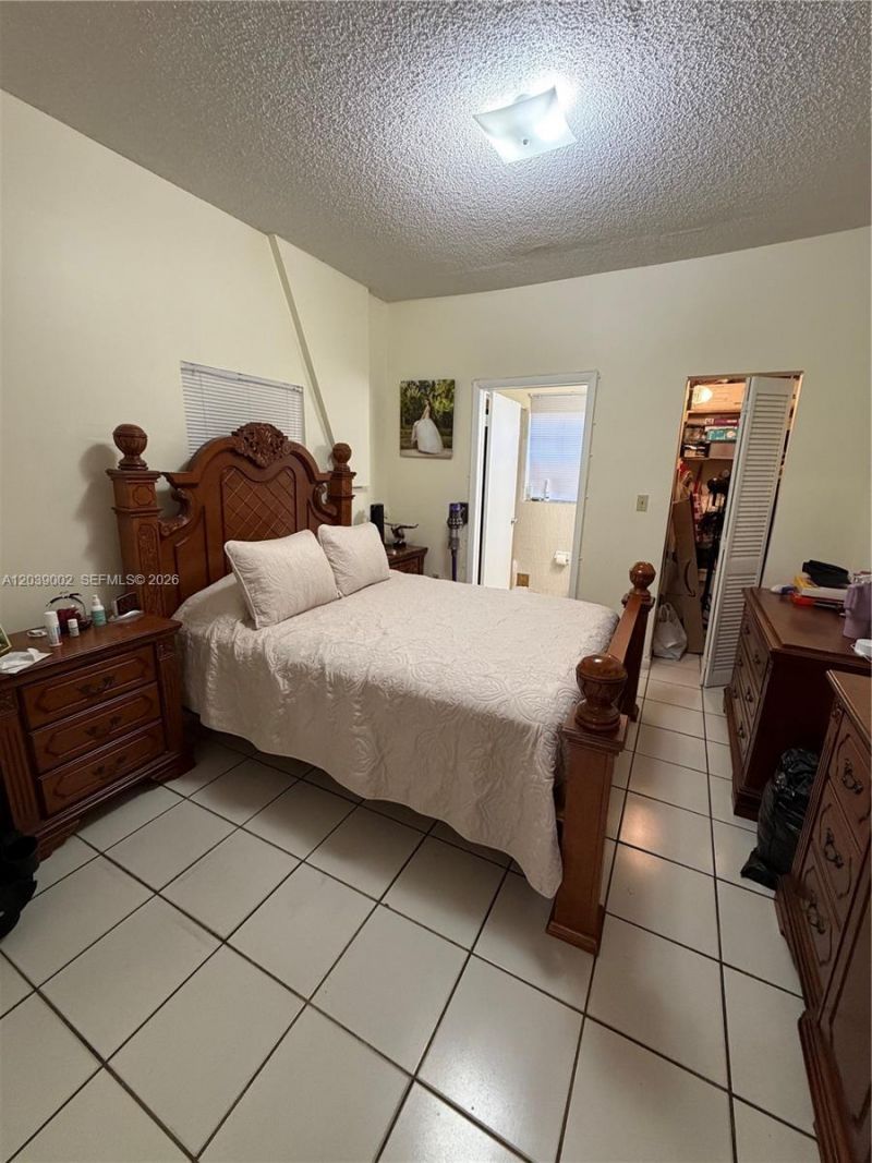 400 NW 44th Ave, Miami, FL 33126 Photo