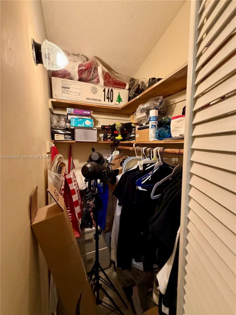 400 NW 44th Ave, Miami, FL 33126 Photo