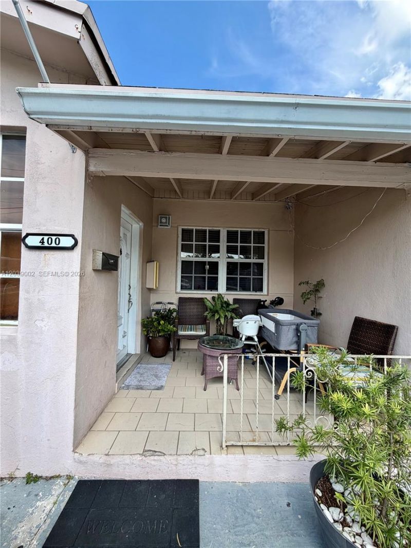 400 NW 44th Ave, Miami, FL 33126 Photo