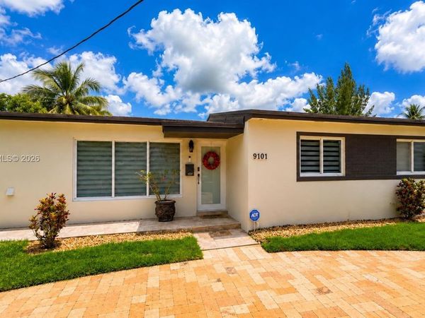 9101 SW 16th St, Miami, FL 33165