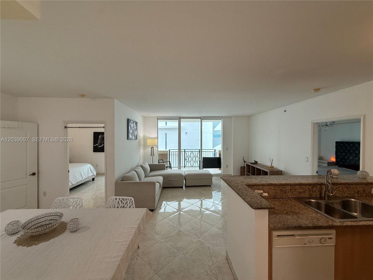 17555 Atlantic Blvd , Unit 1103, Sunny Isles Beach, FL 33160 Photo