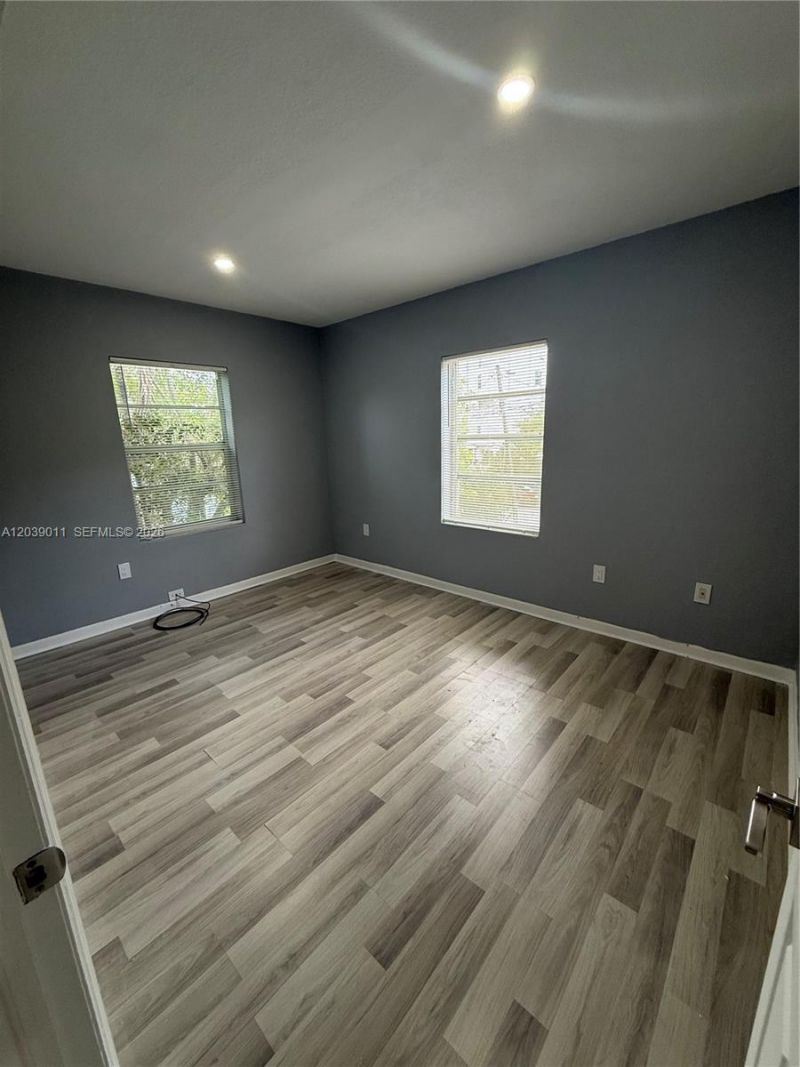 426 NE 77th St Rd , Unit 4, Miami, FL 33138 Photo