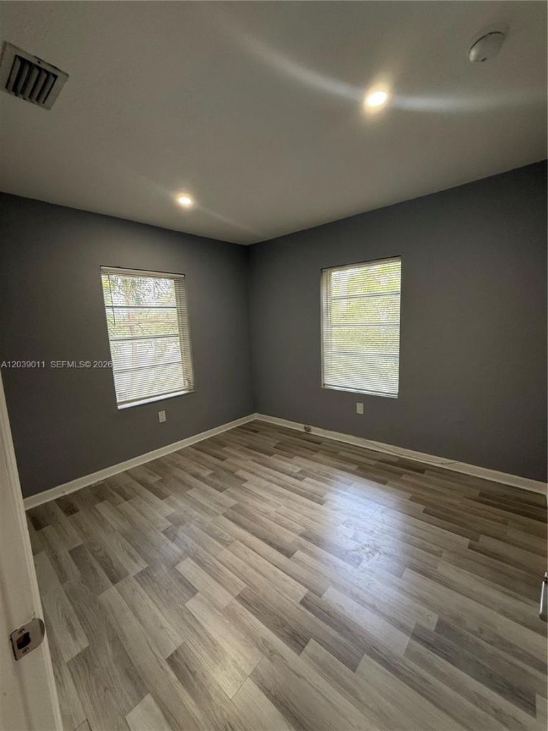 426 NE 77th St Rd , Unit 4, Miami, FL 33138 Photo