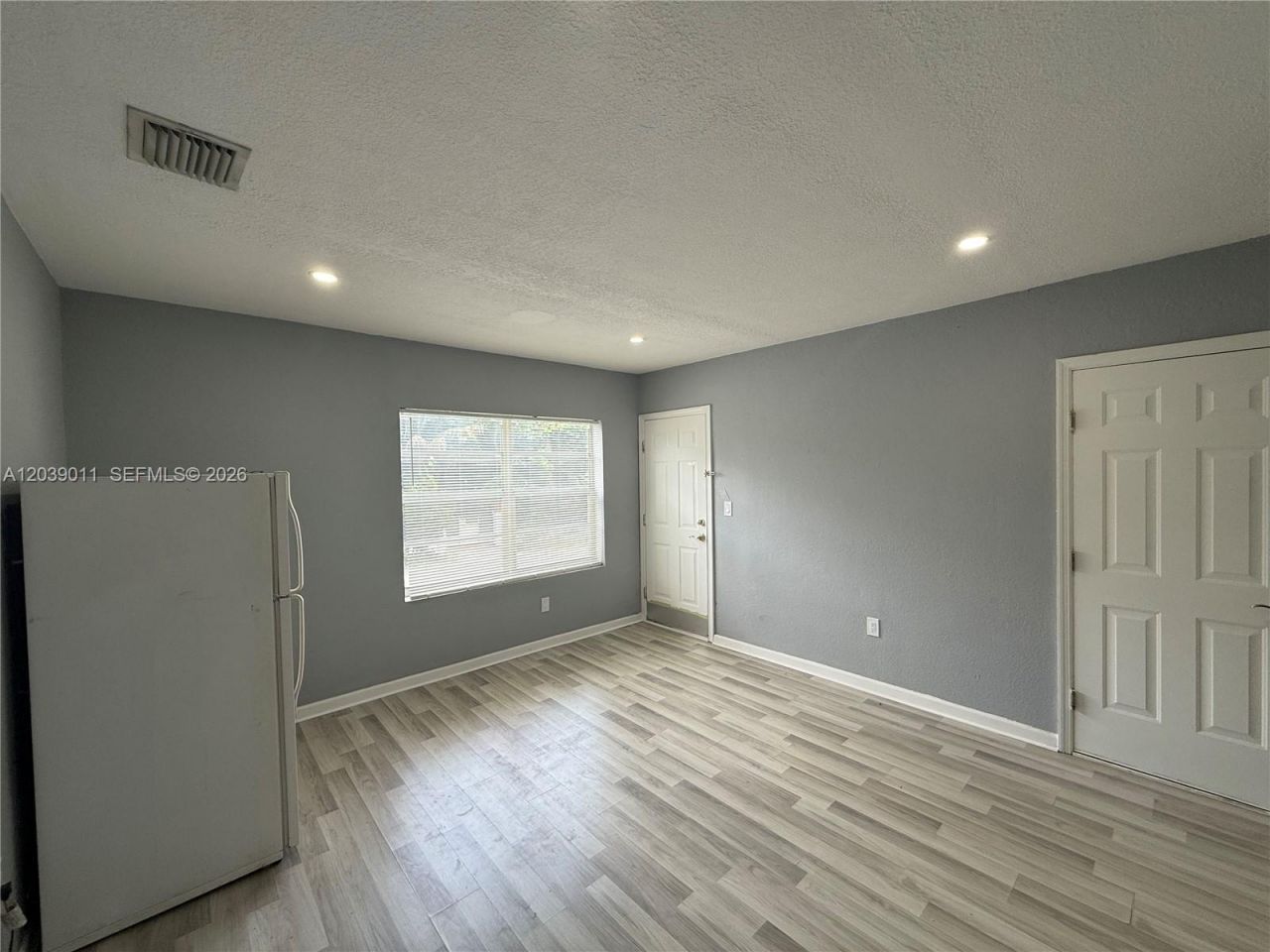 426 NE 77th St Rd , Unit 4, Miami, FL 33138 Photo