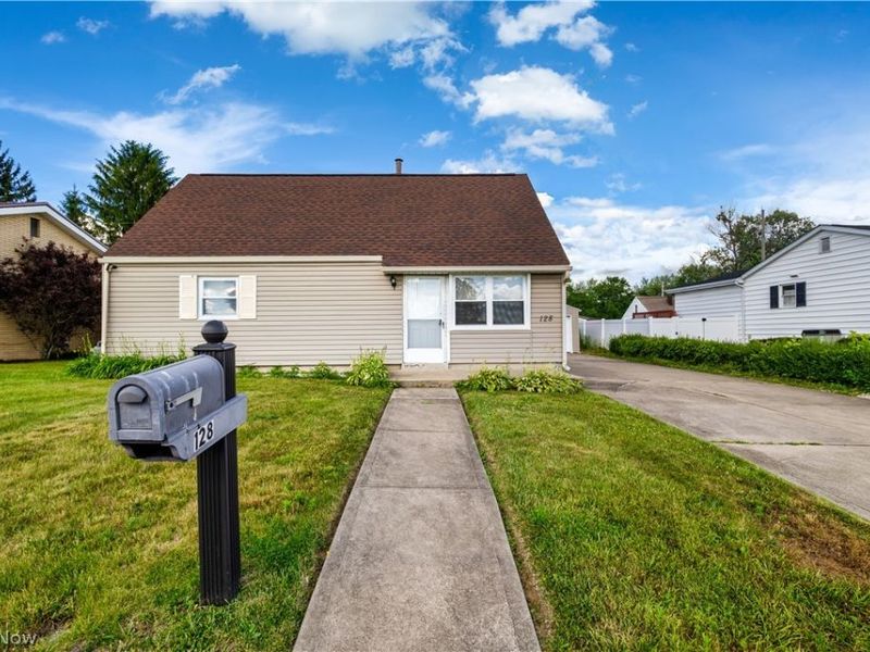 128 Pembroke Road , Steubenville, OH 43953 Photo 2