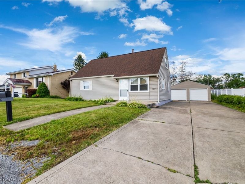 128 Pembroke Road , Steubenville, OH 43953 Photo 3