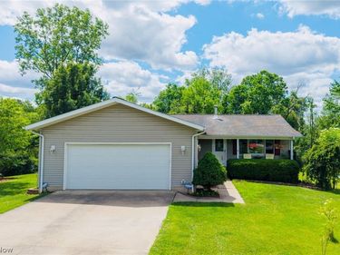 5117 Sangria Drive, West Salem, OH 44287