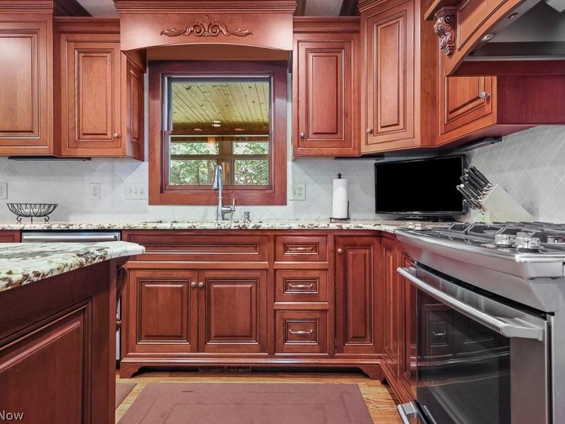 296 Brookrun Drive , Copley, OH 44321 Photo 12
