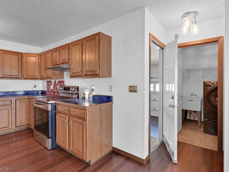 109 Seymour Avenue , Mogadore, OH 44260 Photo 14