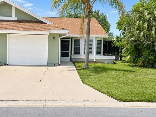1478 SE Larkwood Circle, Port St. Lucie, FL 34952