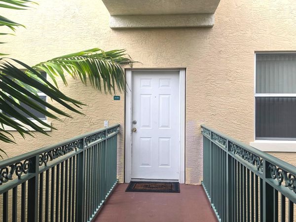 1610 Presidential Way, Unit 505, West Palm Beach, FL 33401