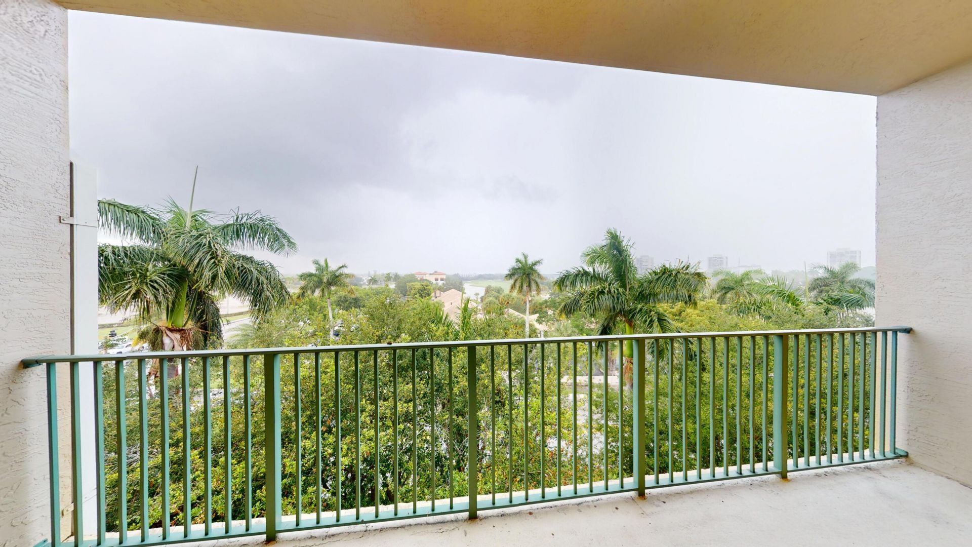 1610 Presidential Way, Unit 505, West Palm Beach, FL 33401 Photo