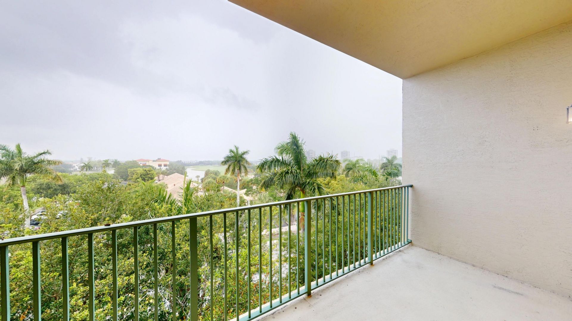1610 Presidential Way, Unit 505, West Palm Beach, FL 33401 Photo