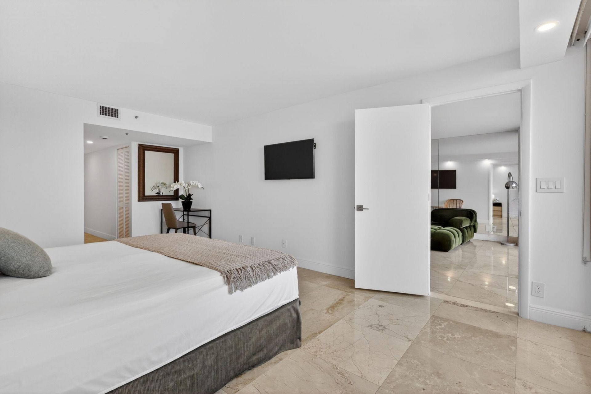1717 N Bayshore Drive, Unit A-2935, Miami, FL 33132 Photo