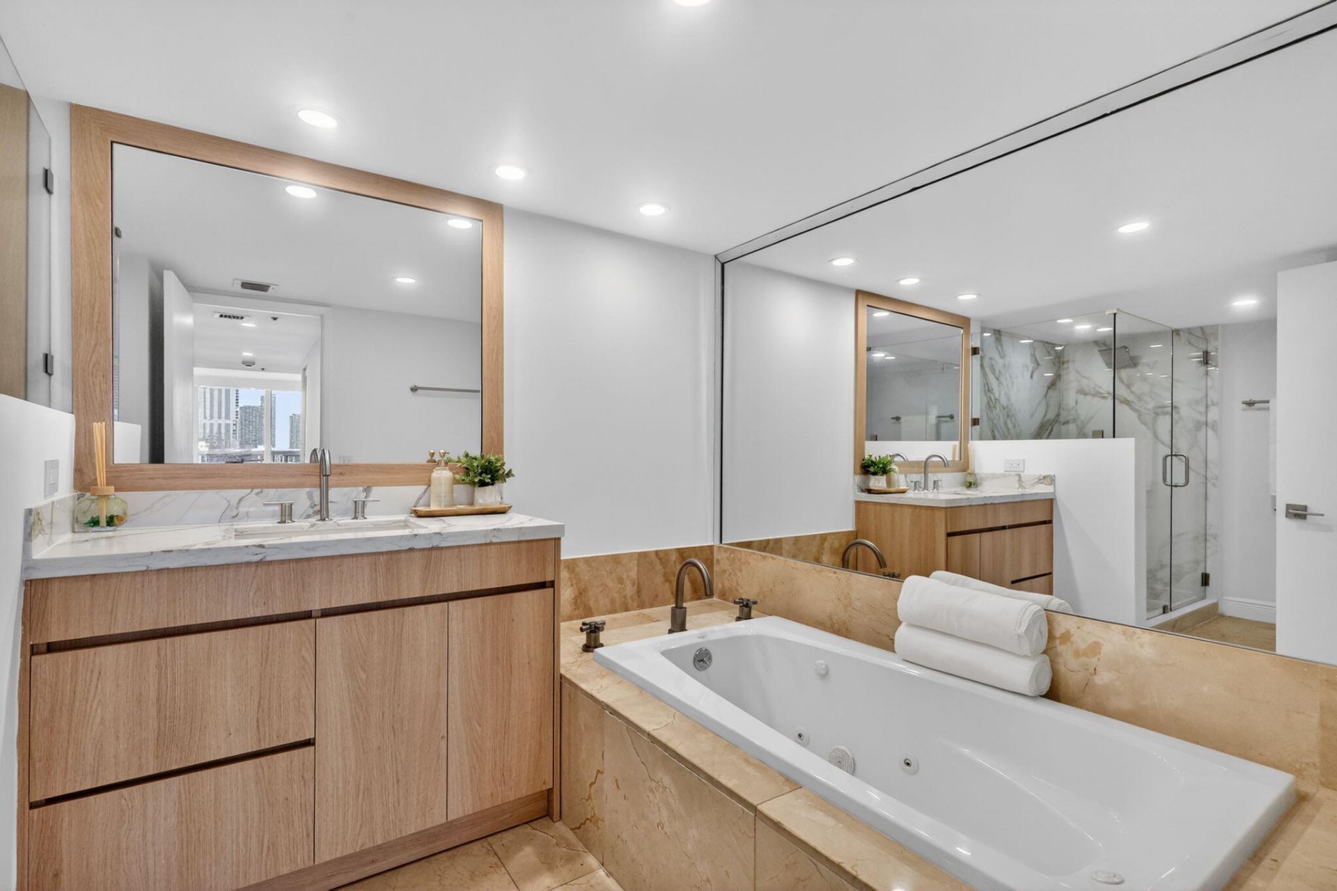 1717 N Bayshore Drive, Unit A-2935, Miami, FL 33132 Photo