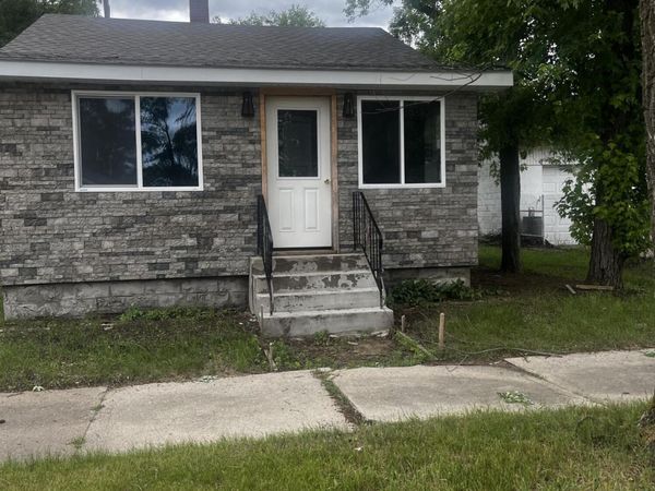 321 W 41st Avenue, Gary, IN 46408