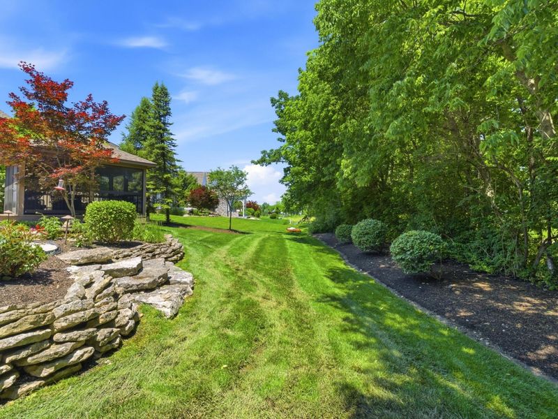 4551 Hirth Hill Road E, Grove City, OH 43123 Photo 100
