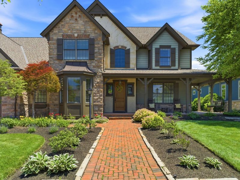 4551 Hirth Hill Road E, Grove City, OH 43123 Photo 4