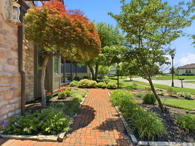 4551 Hirth Hill Road E, Grove City, OH 43123 Photo 7