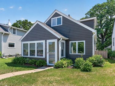 4425 28th Avenue S, Minneapolis, MN 55406