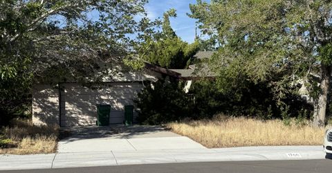 1700 Van Ness Avenue, Reno, NV 89503 Photo