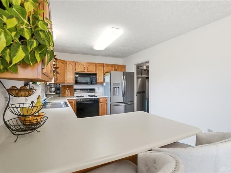 2010 Clearstream Way, Englewood, OH 45315 Photo 20