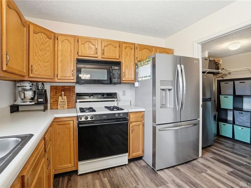 2010 Clearstream Way, Englewood, OH 45315 Photo 25