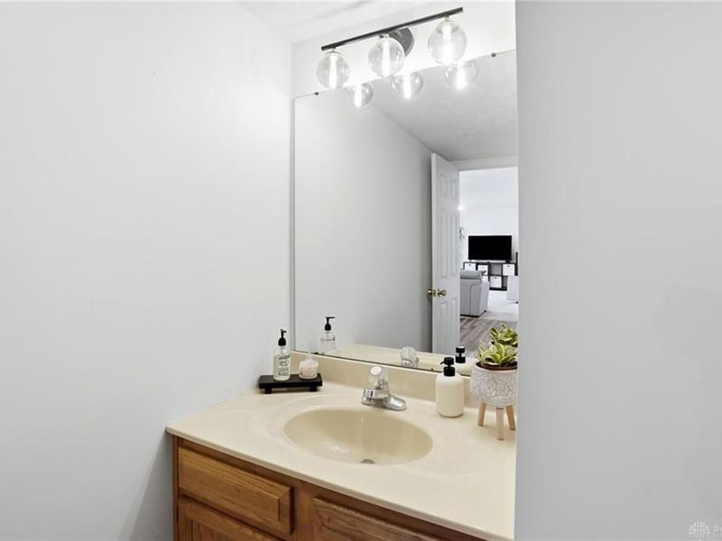2010 Clearstream Way, Englewood, OH 45315 Photo 27