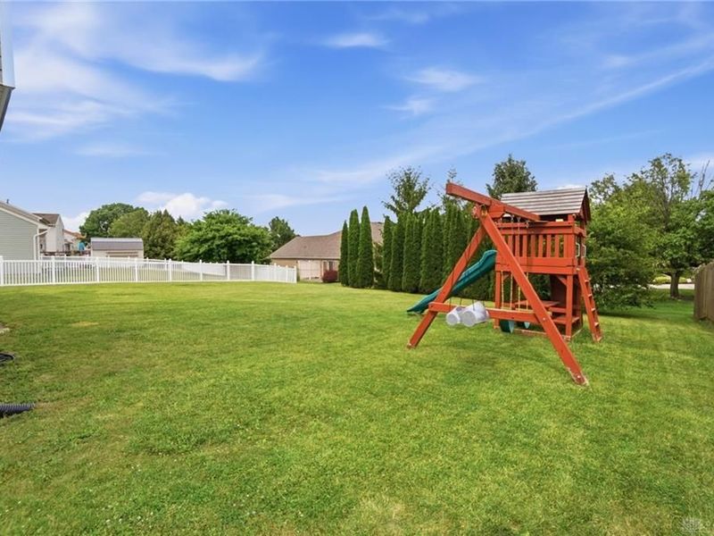 2010 Clearstream Way, Englewood, OH 45315 Photo 43