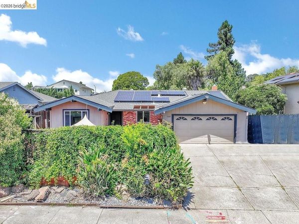 1249 Heavenly DR, Martinez, CA 94553