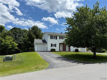 128 Hagan Circle, Oneida, NY 13421